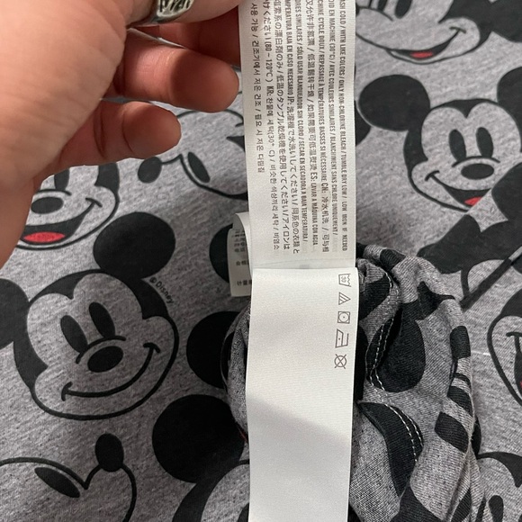 EUC Unisex Abercrombie Kids X Disney Mickey Mouse Long Sleeve Shirt Black/Grey - Picture 5 of 6